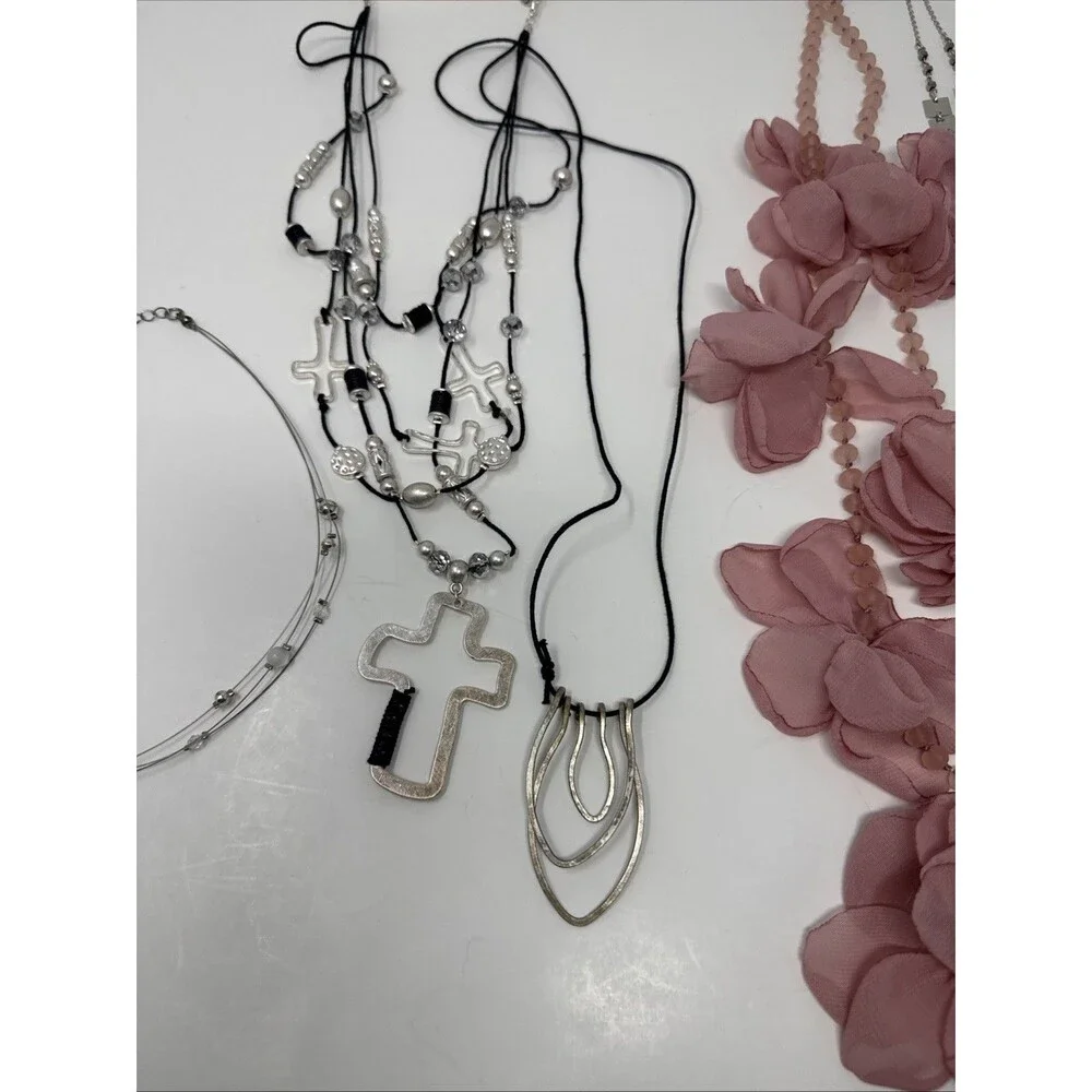 Lot Of 17 Jewelry Necklaces CATO Statement Spring Summer Costume Long Flower